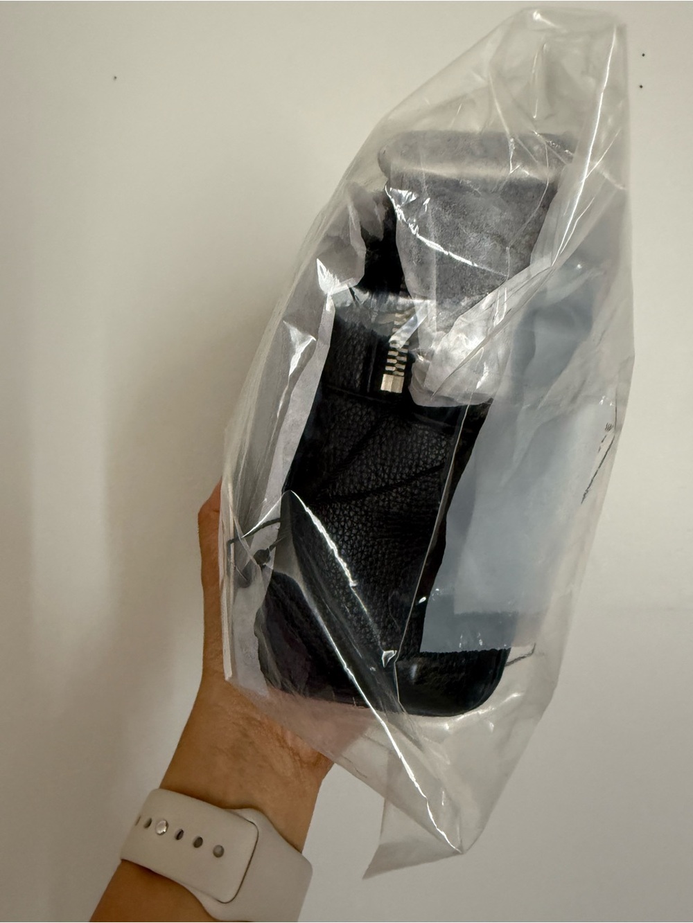 Calvin Klein Crossbody bag| Brand New - Picture 10 of 10